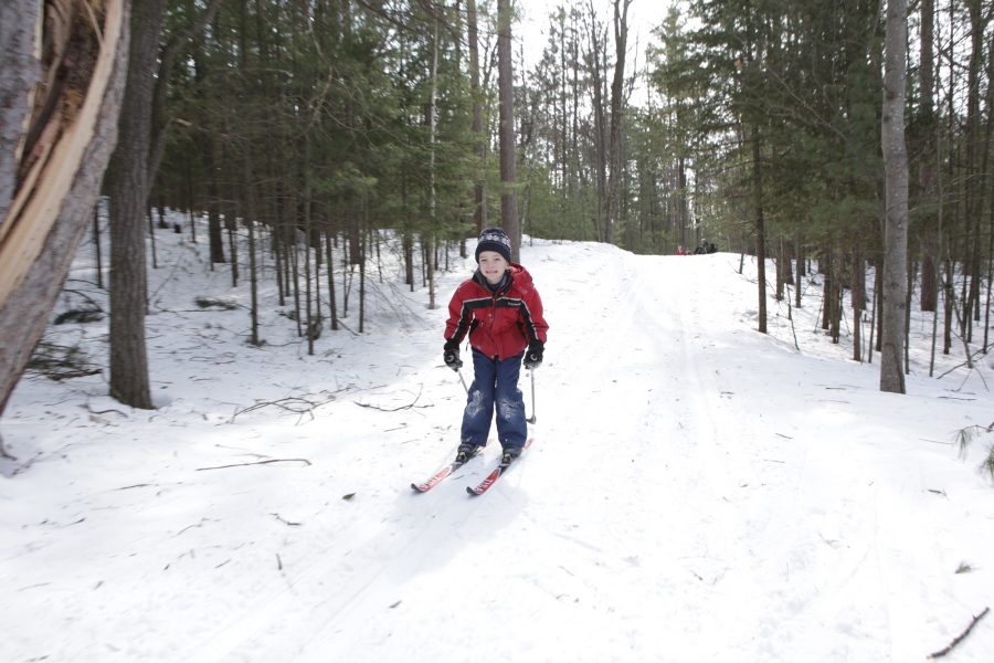 boy skiing