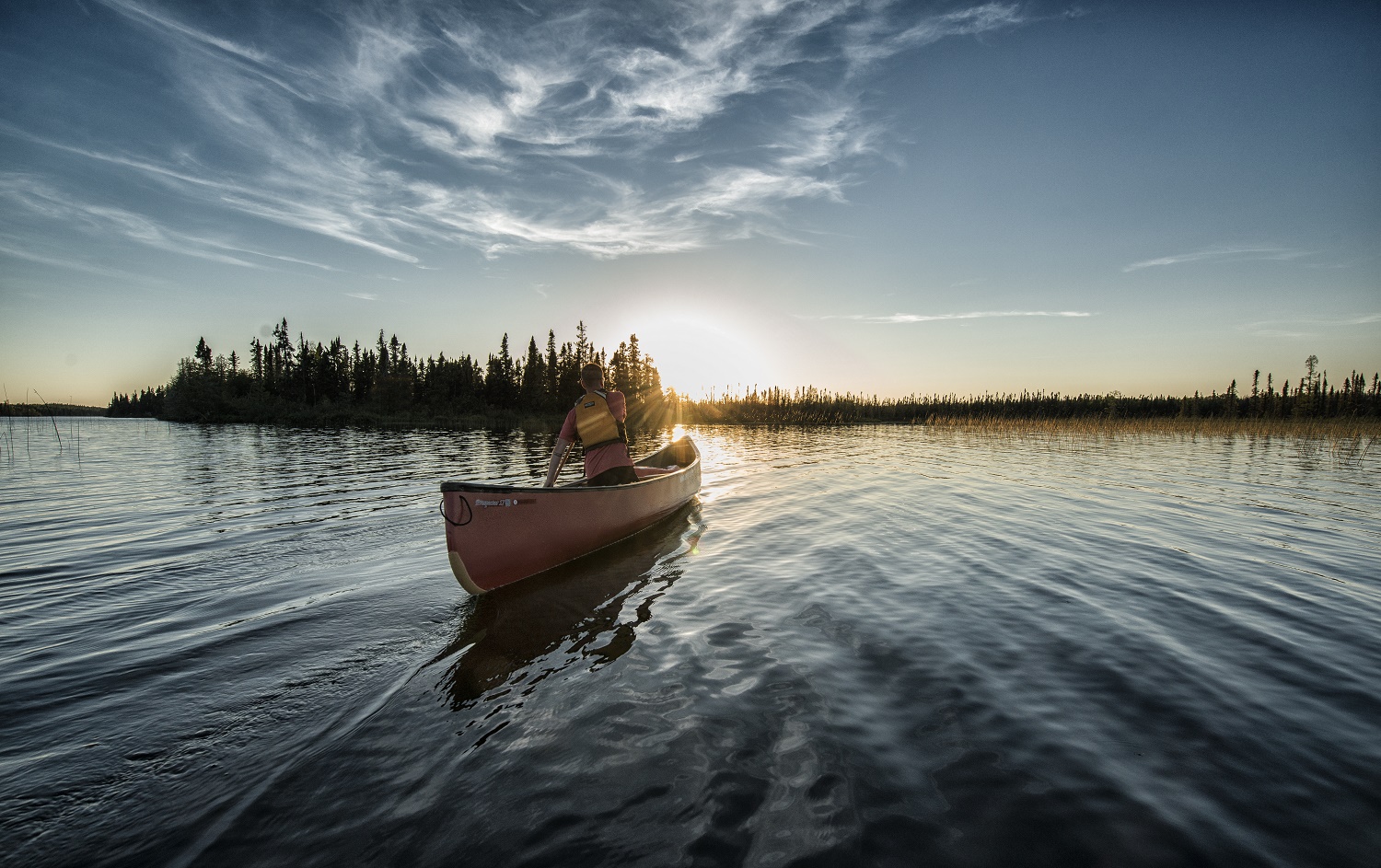 Wabakimi paddler