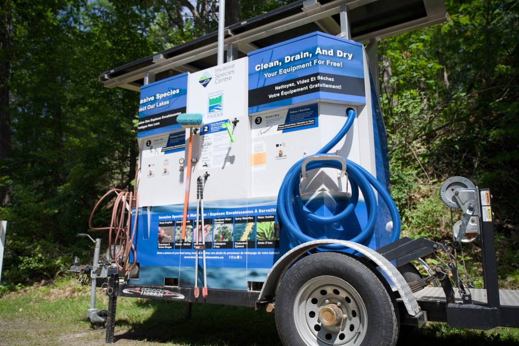 mobile boat wash station, with hoses, brushes and information panels