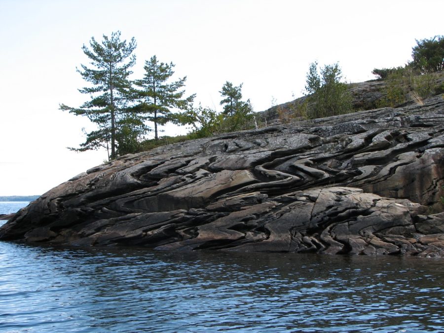 Rock shore line 