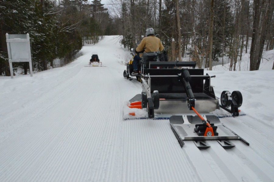 grooming machines on snow