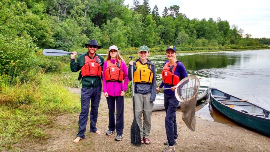 staff with net and paddles