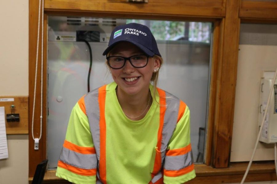 staff in fluorescent vest