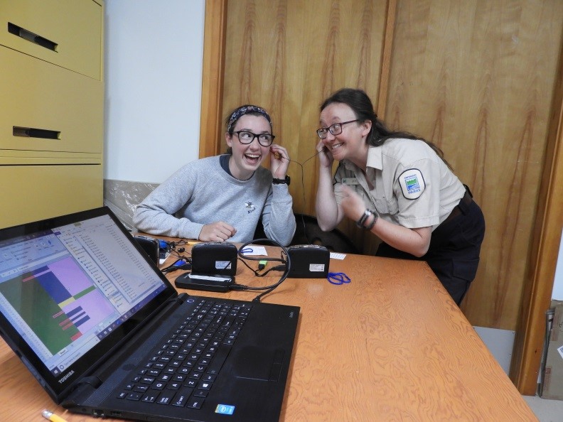 Liz and Jill digitizing in full stride. We found a tape in anishinaabemowin!