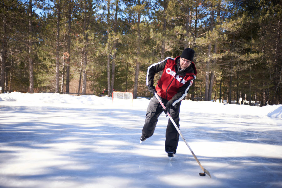 Skating and Hockey on Mew Lake Campground Rink