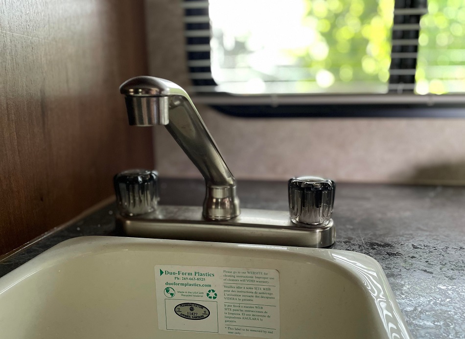 sink in rv