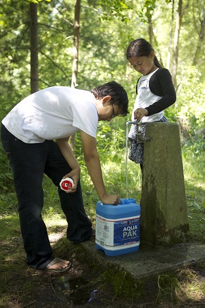 family filling jug